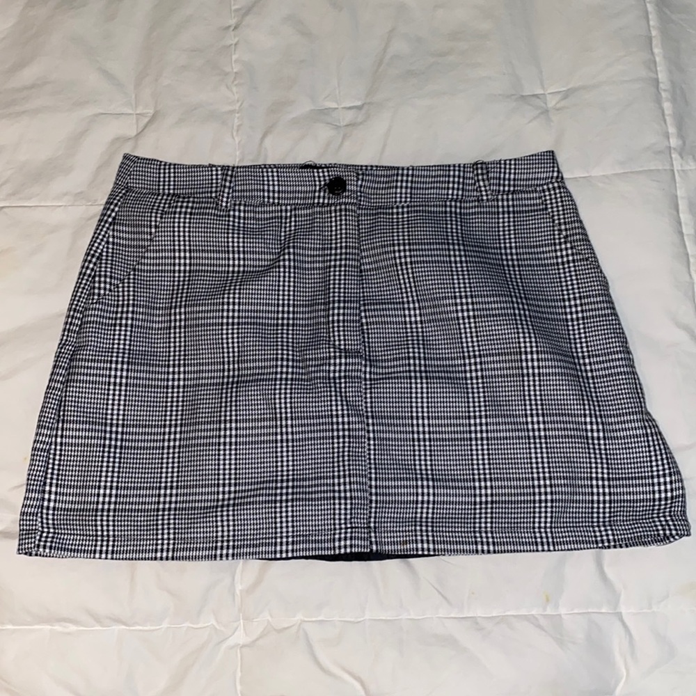 Fashion Nova mini skirt